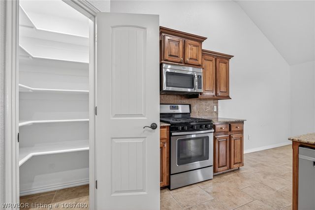 12116 Sapling Drive, Fort Smith, AR 72916