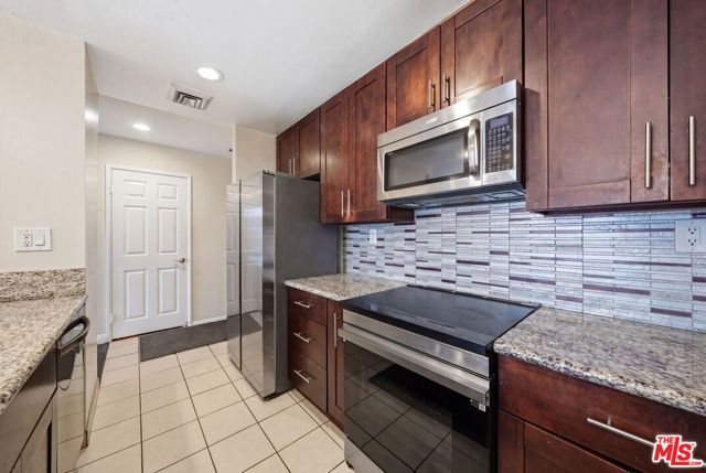 435 S La Fayette Park Place 219, Los Angeles, CA 90057