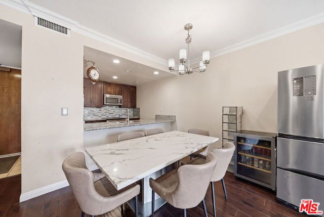 435 S La Fayette Park Place 219, Los Angeles, CA 90057