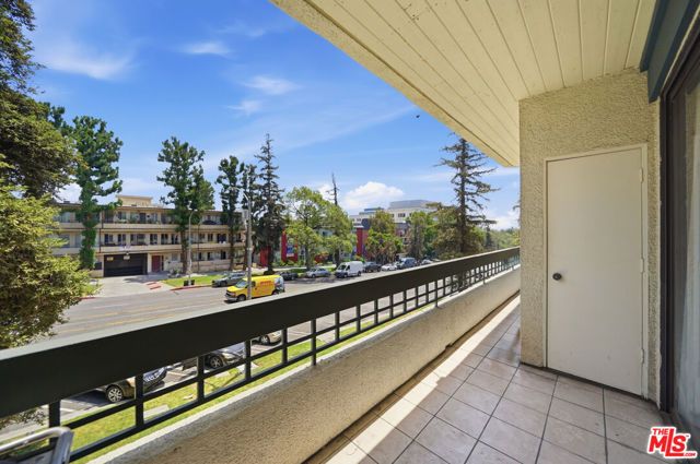 435 S La Fayette Park Place 219, Los Angeles, CA 90057