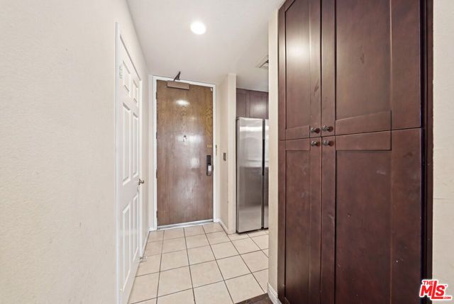 435 S La Fayette Park Place 219, Los Angeles, CA 90057
