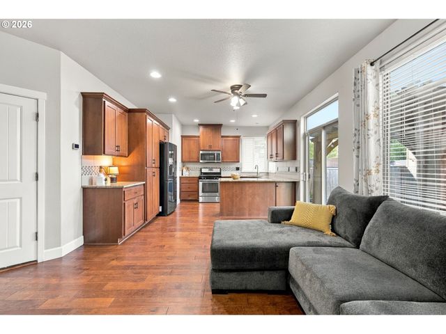 3445 POPLAR Ct, Forest Grove, OR 97116