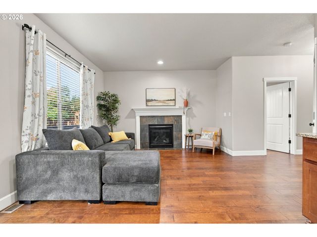 3445 POPLAR Ct, Forest Grove, OR 97116