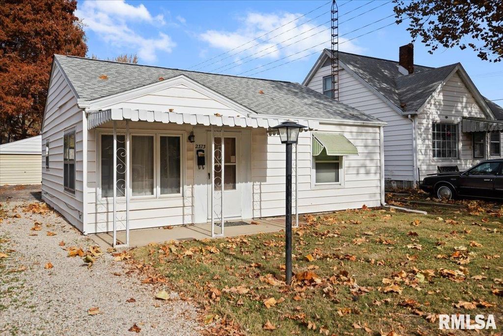 2373 E Keys, Springfield, IL 62702