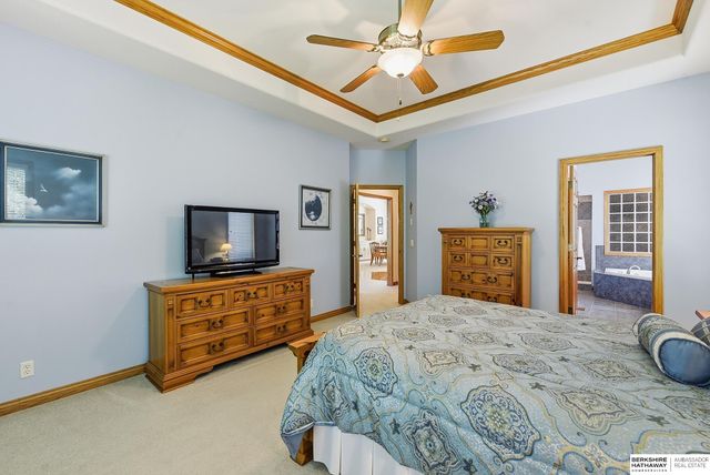 1213 S 194th Street, Omaha, NE 68130