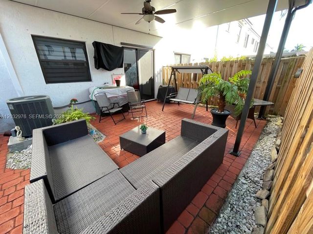 25320 SW 115th Ct 25320, Homestead, FL 33032