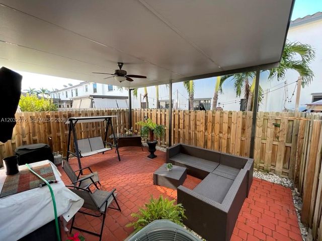 25320 SW 115th Ct 25320, Homestead, FL 33032