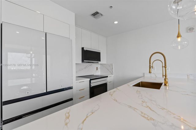 3250 NE 1st Ave 545, Miami, FL 33137