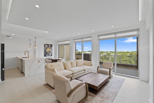3250 NE 1st Ave 545, Miami, FL 33137