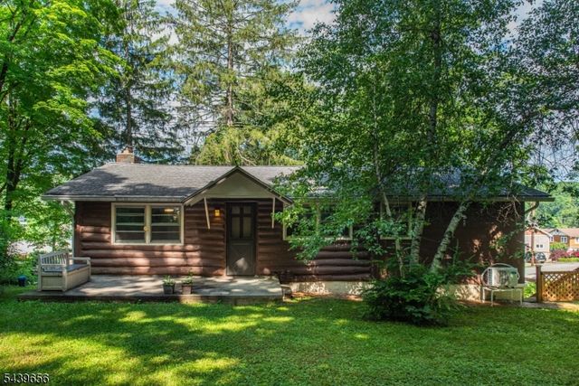 23 Lakeside Ave, Hardyston Twp., NJ 07460
