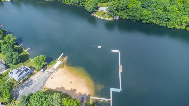 23 Lakeside Ave, Hardyston Twp., NJ 07460