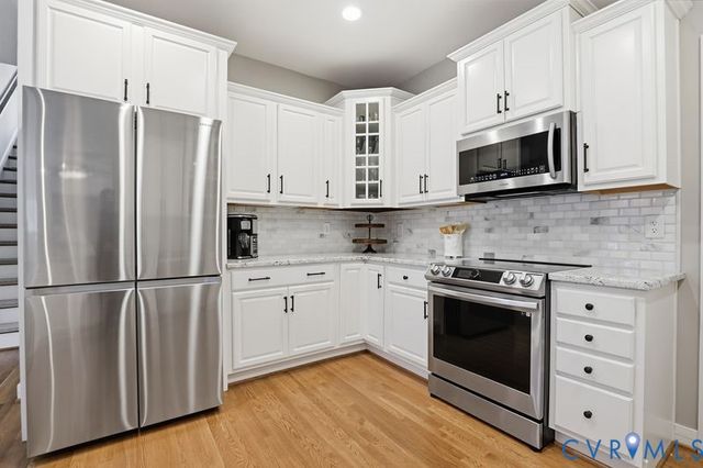 1311 Autumn Breeze Dr, Oilville, VA 23129