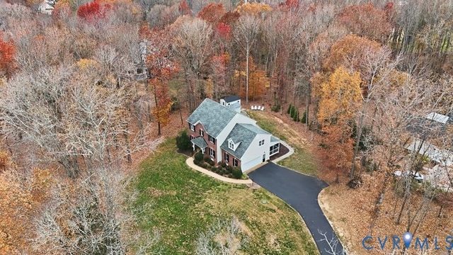 1311 Autumn Breeze Dr, Oilville, VA 23129