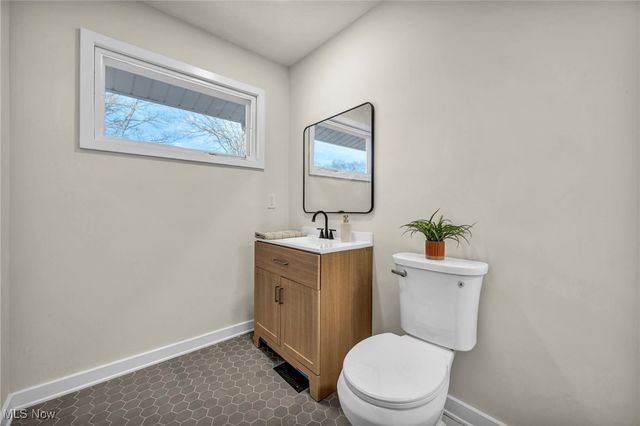 7676 Winding Way, Brecksville, OH 44141