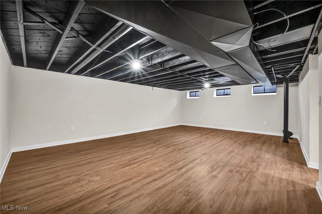 7676 Winding Way, Brecksville, OH 44141