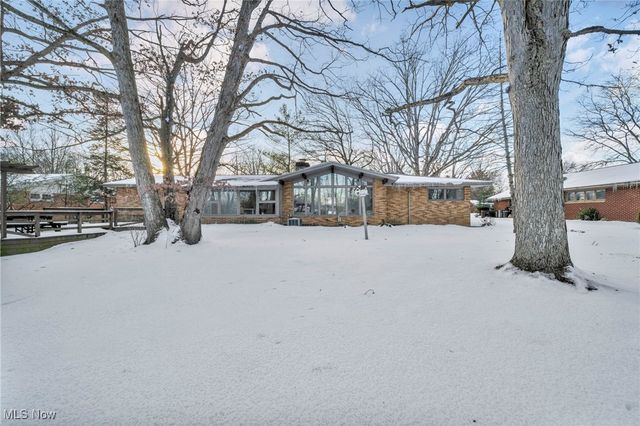 7676 Winding Way, Brecksville, OH 44141