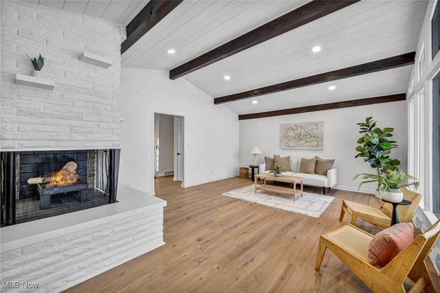 7676 Winding Way, Brecksville, OH 44141