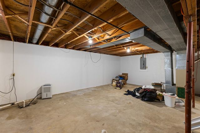 202 E South Street, Prairie City, IA 50228