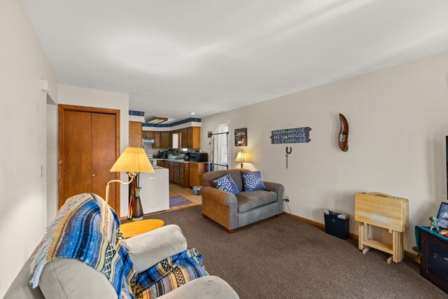 202 E South Street, Prairie City, IA 50228