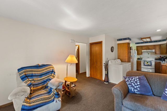 202 E South Street, Prairie City, IA 50228