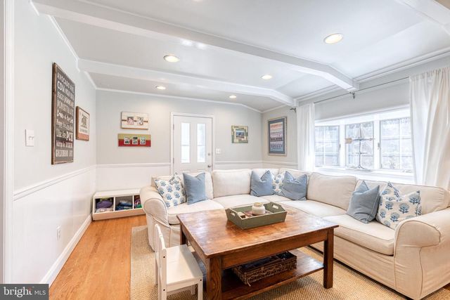 1229 LAKE FALLS RD, Baltimore, MD 21210