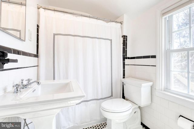 1229 LAKE FALLS RD, Baltimore, MD 21210