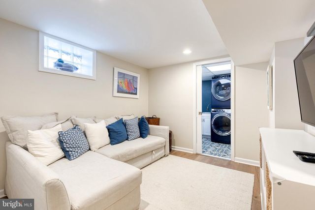 1229 LAKE FALLS RD, Baltimore, MD 21210