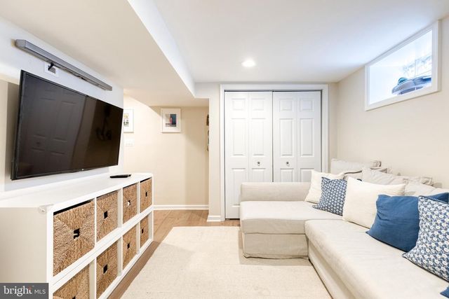 1229 LAKE FALLS RD, Baltimore, MD 21210