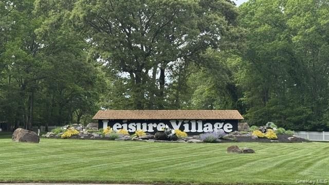 196 Newcastle Court C, Ridge, NY 11961