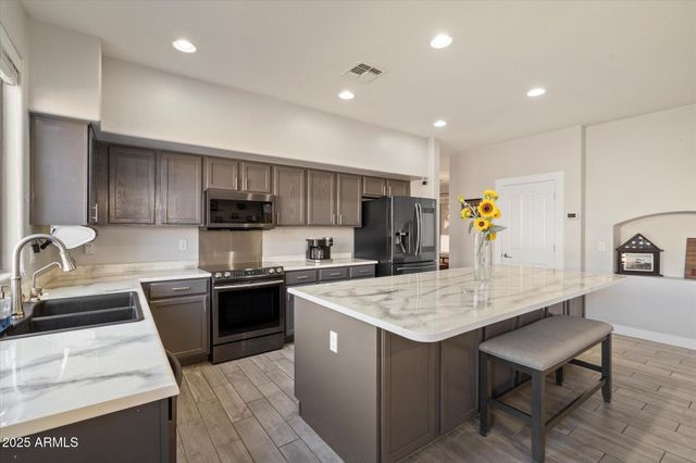 13008 W CAMPBELL Avenue, Litchfield Park, AZ 85340