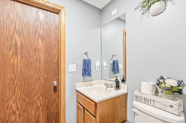 11911 E 117th St N, Valley Center, KS 67147