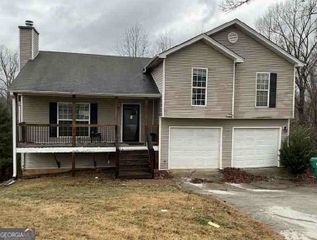 5374 Crown Oaks Drive, Lula, GA 30554