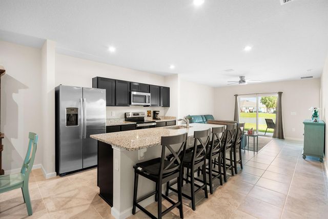 834 Persimmon Place, Fort Pierce, FL 34981