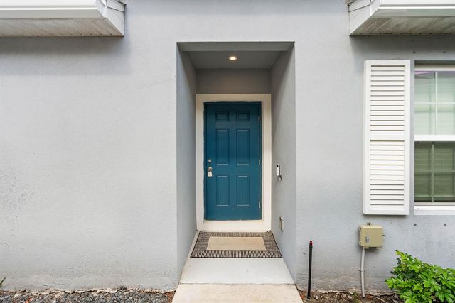 834 Persimmon Place, Fort Pierce, FL 34981