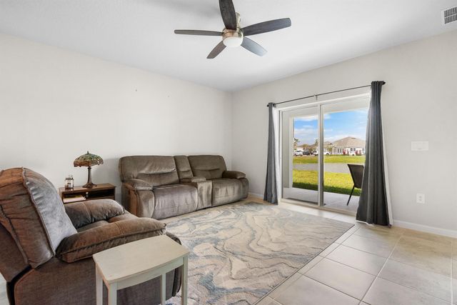 834 Persimmon Place, Fort Pierce, FL 34981