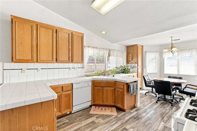 721 N Sandalwood Avenue, Rialto, CA 92376