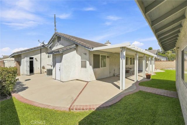 721 N Sandalwood Avenue, Rialto, CA 92376
