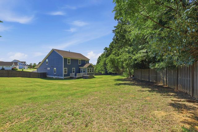 913 Ash Grove Way, Boiling Springs, SC 29316