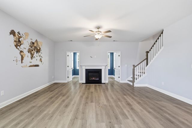913 Ash Grove Way, Boiling Springs, SC 29316