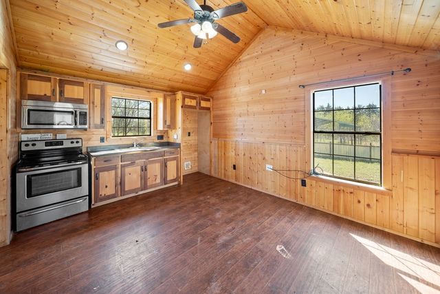 1132 N Fm 17, Alba, TX 75410