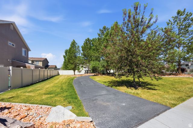 1676 S SPRING CREEK RANCH RD, Lehi, UT 84043