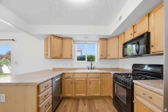 1676 S SPRING CREEK RANCH RD, Lehi, UT 84043