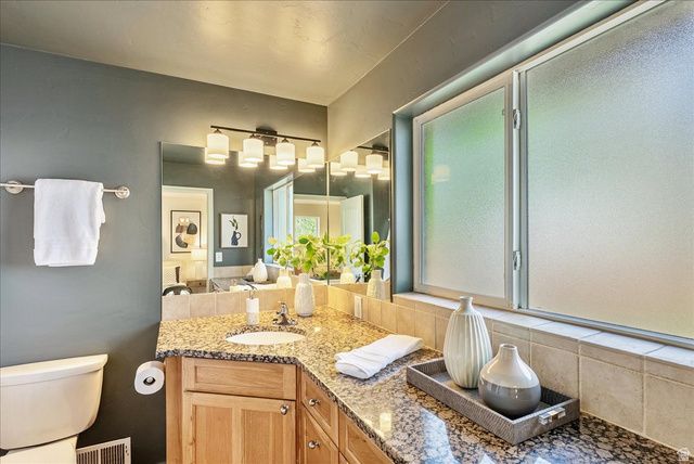 4657 S BROOKWOOD CIR, Millcreek, UT 84117