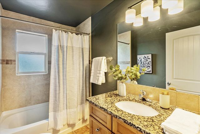 4657 S BROOKWOOD CIR, Millcreek, UT 84117