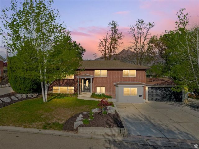 4657 S BROOKWOOD CIR, Millcreek, UT 84117