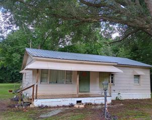 185 Gray Road, Quincy, FL 32351