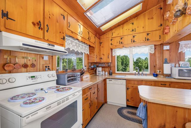 70 Snell Road, Meredith, NH 03253