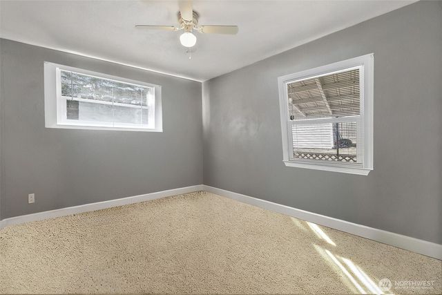 1221 111th Street S, Tacoma, WA 98444