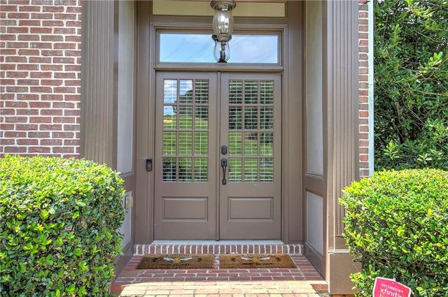 1659 Ridenour Parkway NW, Kennesaw, GA 30152