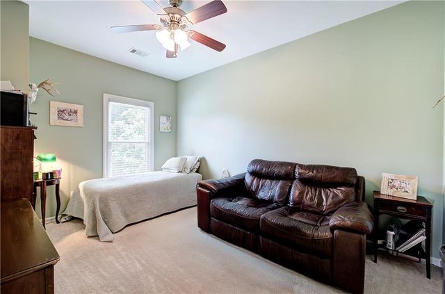 1659 Ridenour Parkway NW, Kennesaw, GA 30152